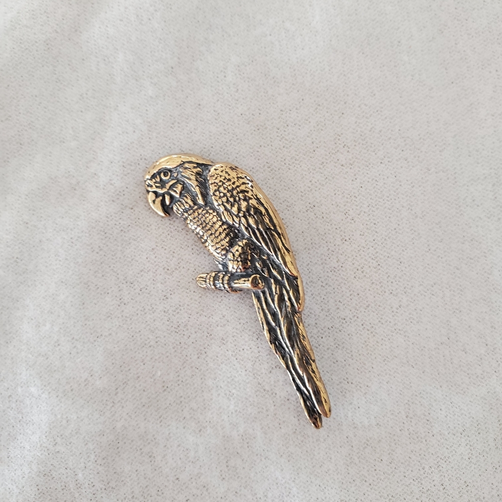 Vintage Gold Tone Parrot Brooch